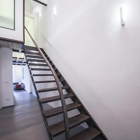 Pepi Attic Appartement